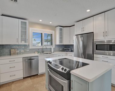 248 Codrington Drive - Photo Thumbnail 11