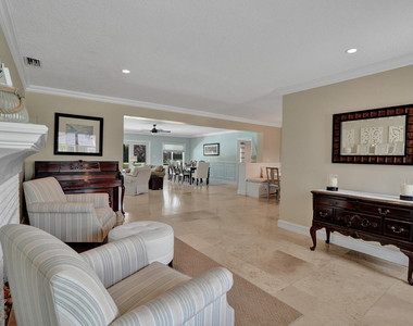 248 Codrington Drive - Photo Thumbnail 9