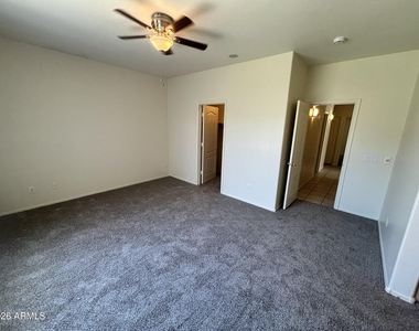 3317 E Park Avenue - Photo Thumbnail 23