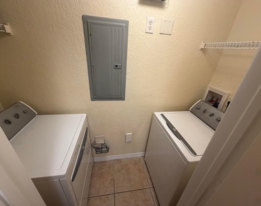 150 Sw Peacock Boulevard - Photo Thumbnail 10
