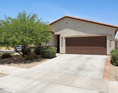 16658 W Mescal Street - Photo Thumbnail 2