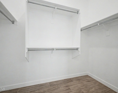 8232 E University Drive - Photo Thumbnail 18