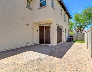 28934 N 124th Avenue - Photo Thumbnail 12