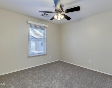 28934 N 124th Avenue - Photo Thumbnail 18