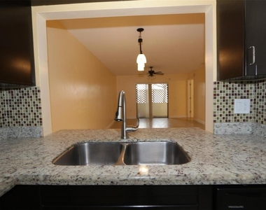 2987 Nw 110th Avenue - Photo Thumbnail 2