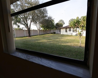 2987 Nw 110th Avenue - Photo Thumbnail 9