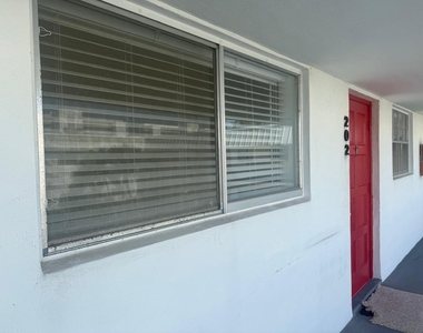 402 Lake Shore Drive - Photo Thumbnail 1