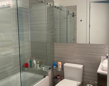 301 Altara Avenue - Photo Thumbnail 12