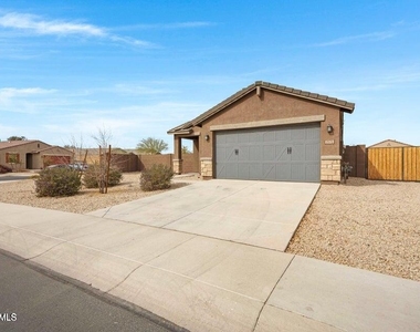 2570 E Corazon Trail - Photo Thumbnail 3
