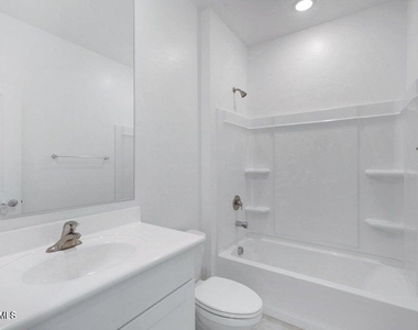 2570 E Corazon Trail - Photo Thumbnail 18