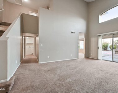 1244 E Angela Drive - Photo Thumbnail 3