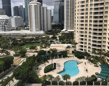 848 Brickell Key Drive - Photo Thumbnail 1