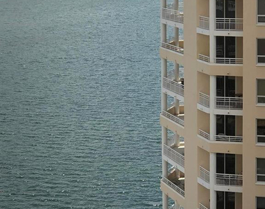 848 Brickell Key Drive - Photo Thumbnail 13
