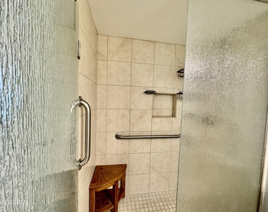 4800 N 68th Street - Photo Thumbnail 16