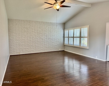 4800 N 68th Street - Photo Thumbnail 4