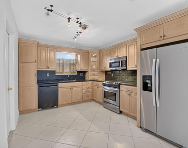 4599 Betelnut Street - Photo Thumbnail 15