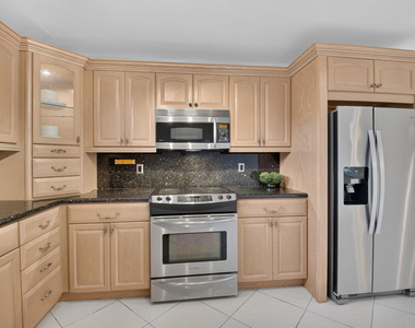 4599 Betelnut Street - Photo Thumbnail 12