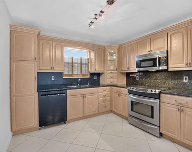 4599 Betelnut Street - Photo Thumbnail 14