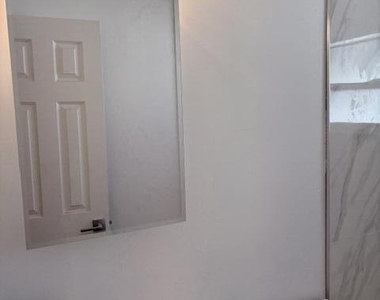 2002 Avenue P - Photo Thumbnail 9