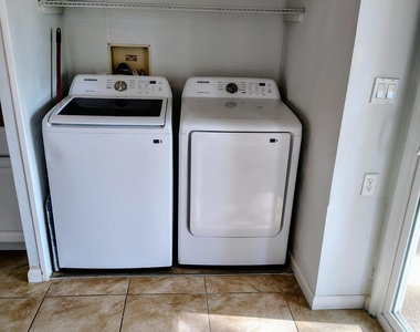6058 S Cypress Point Drive - Photo Thumbnail 2
