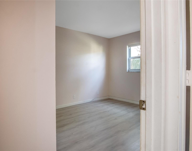 5186 Ne 6th Avenue - Photo Thumbnail 23