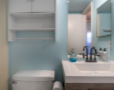 5186 Ne 6th Avenue - Photo Thumbnail 16