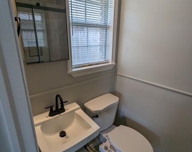 4205 N Nicklas Avenue - Photo Thumbnail 20