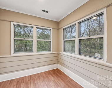 209 W Marsh Street - Photo Thumbnail 28