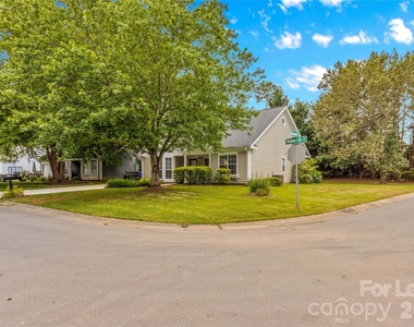 123 Meadow Lilly Court - Photo Thumbnail 30