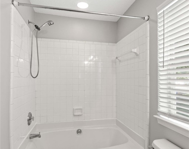 123 Meadow Lilly Court - Photo Thumbnail 25