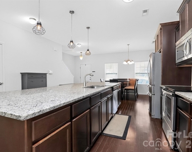 2038 Eddie Massey Lane - Photo Thumbnail 7