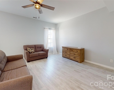 10848 Tailwater Street - Photo Thumbnail 2