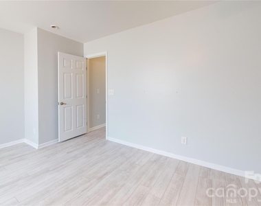 10848 Tailwater Street - Photo Thumbnail 18