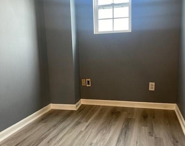 113 Whispering Pines Lane - Photo Thumbnail 12