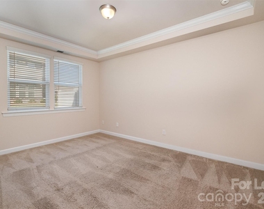 9320 Glenburn Lane - Photo Thumbnail 24