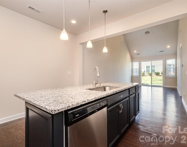 9320 Glenburn Lane - Photo Thumbnail 17