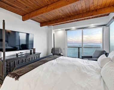 3373 Ocean Drive - Photo Thumbnail 37