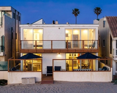 3373 Ocean Drive - Photo Thumbnail 1