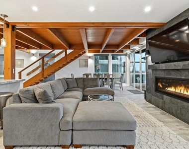 3373 Ocean Drive - Photo Thumbnail 13