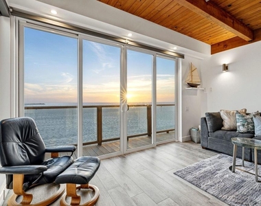 3373 Ocean Drive - Photo Thumbnail 30