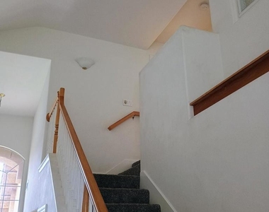 1405 La Culebra Circle - Photo Thumbnail 36