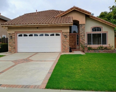 1405 La Culebra Circle - Photo Thumbnail 2