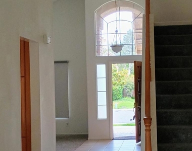 1405 La Culebra Circle - Photo Thumbnail 13
