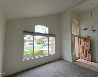 1405 La Culebra Circle - Photo Thumbnail 5