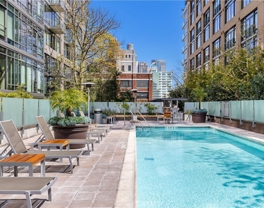 1100 S Hope - Photo Thumbnail 22