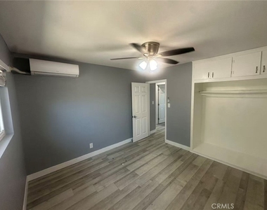 8932 Redwood - Photo Thumbnail 9