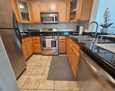 5025 Los Morros Way - Photo Thumbnail 12
