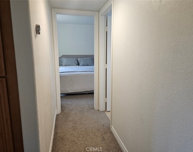 5025 Los Morros Way - Photo Thumbnail 20