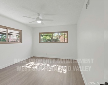 12920 Aetna St. - Photo Thumbnail 29