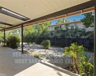 12920 Aetna St. - Photo Thumbnail 34